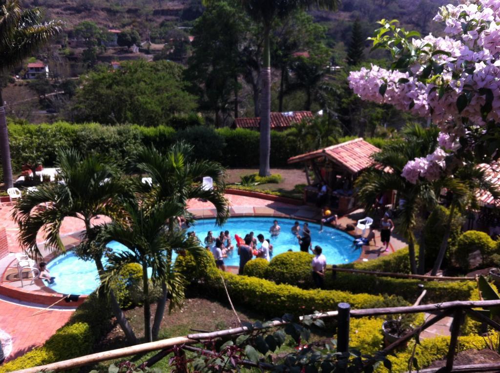 Hotel Campestre Casona Del Camino Real San Gil Ngoại thất bức ảnh